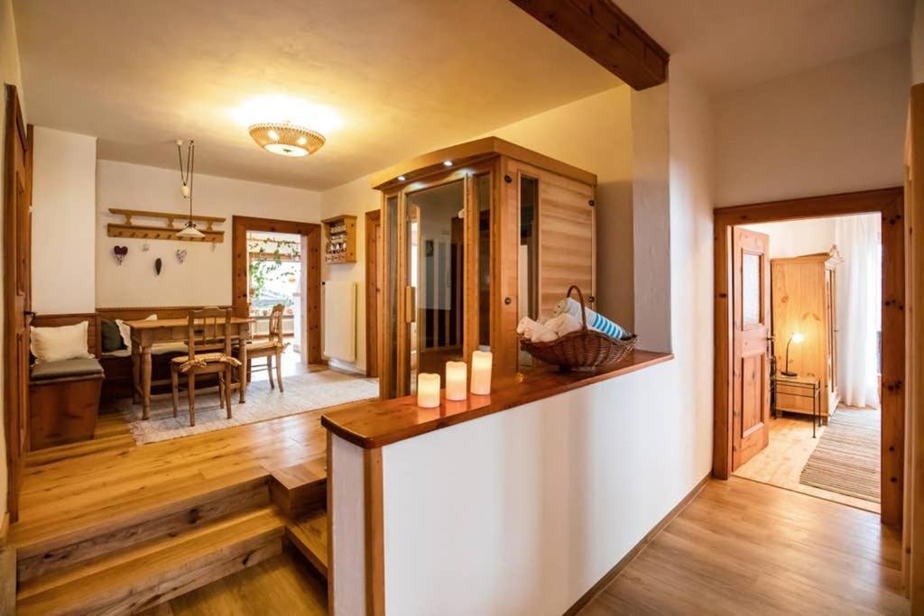 Haus Weidmannsheil - Wohnen Im Romantischen Forsthaus Werfen Buitenkant foto